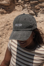 BLACK BASEBALL CAP