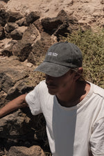BLACK BASEBALL CAP