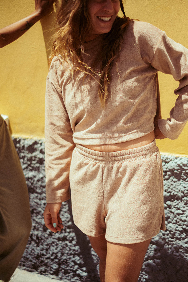 SAND TERRY CROP SWEATSHIRT