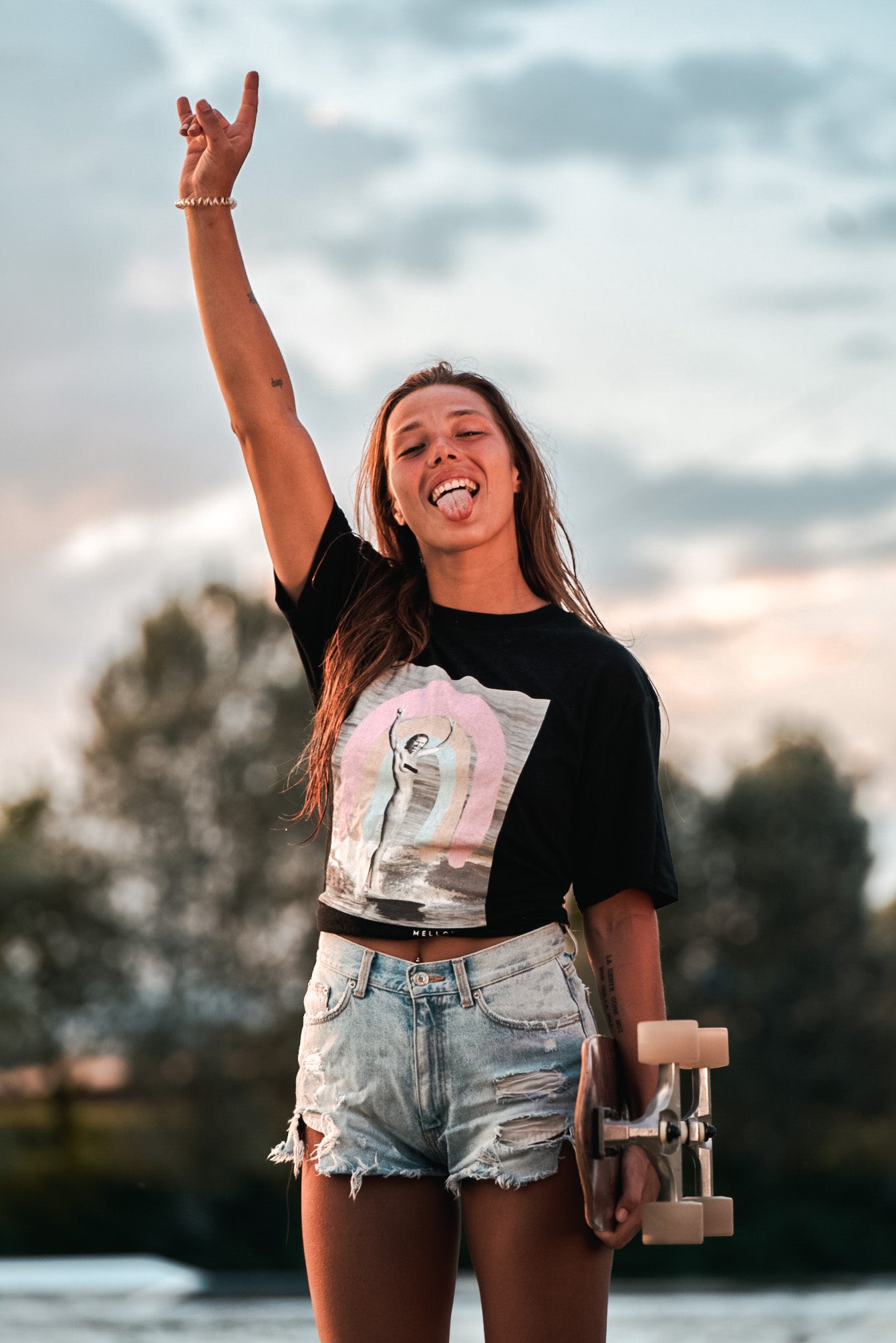 CENSORED SILKI BLACK T-SHIRT